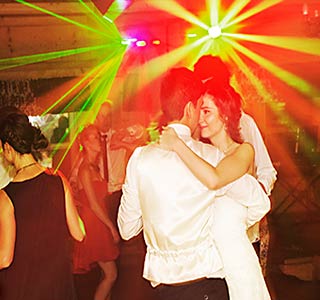 foto - DJ dla CIEBIE! - wesele - dyskoteka weselna wśród laserów i świateł